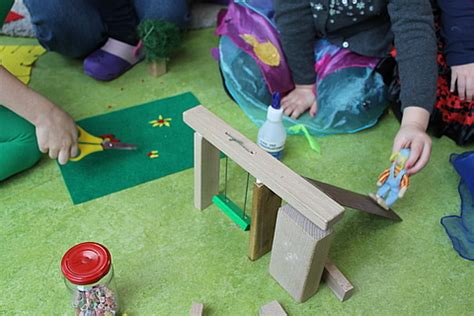 An Den Clouthwerken Wir Bauen Unser Eigenes Puppenhaus