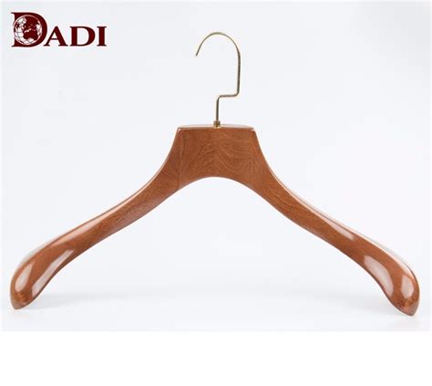 Supply Wood Extra Wide Shoulder Clothes Hangers For Suit Wholesale