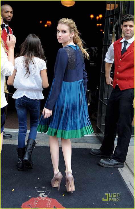 Full Sized Photo Of Emma Roberts Grace Stroll 01 Emma Roberts Strolls