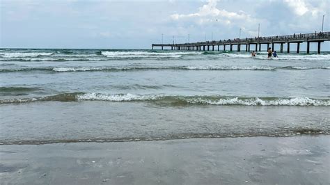 Best Beach in Port Aransas to Visit in 2024 (with map!) - VERY TRULY TEXAS