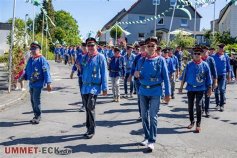 Sch Tzenfest Meinerzhagen Festzug Sonntag Festzug Am Sonntag