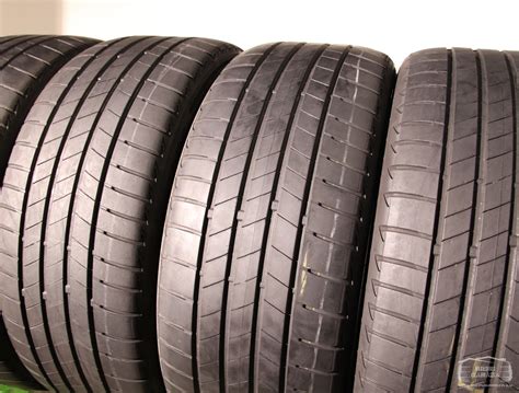 Vasaras riepas 225 45 R18 Bridgestone Turanza T005 Riepu Garāža