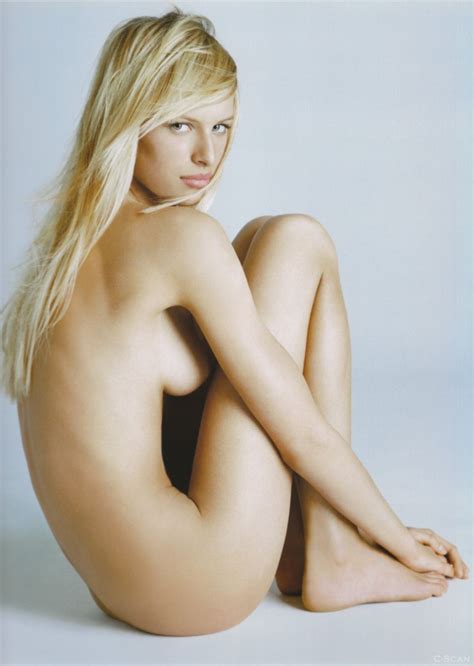 More Pics Of Karolina Kurkova Nude Lipstick Of Karolina Kurkova