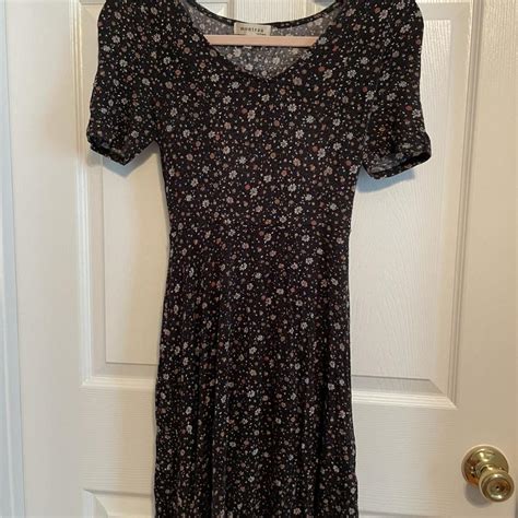 Black Floral Dress By Brand Monteau Size Medium Depop