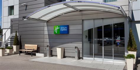 Airport Hotels: Holiday Inn Express Geneva Airport