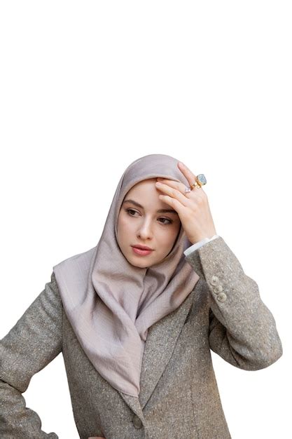 Retrato De Mulher Usando Hijab Psd Gr Tis