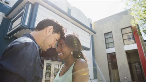 Northwestern Professor Wants Black Women To Look For Love Outside Their Race Chicago Tribune