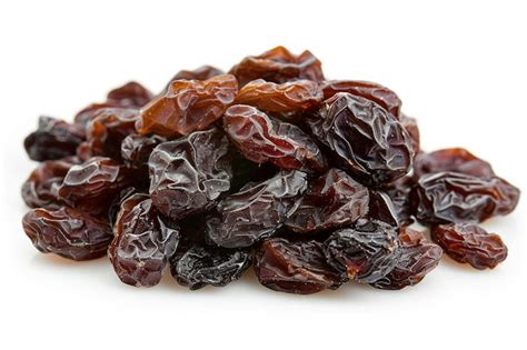 Premium Photo Dried Cranberry Raisins Isolated On White Background