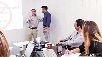 Hombres universitarios heterosexuales galerías Clase de acoso sexual gay XVIDEOS