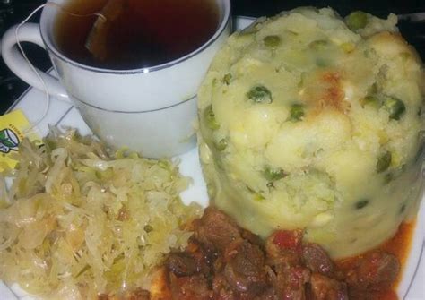 Simple Peas Mukimo With Beef Stew And Black Tea Recipe By Josephine