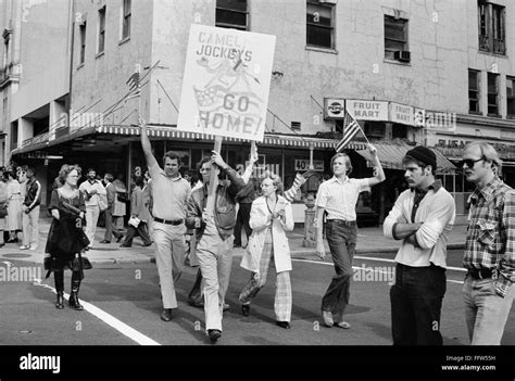 Iranian Hostage Crisis 1979 Nanti Iranian Protest In Washington Dc 9 November 1979 Five