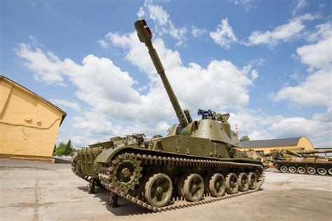 Self Propelled Armored Artillery Howitzer 122mm Howitzer 2C1 Gvozdika