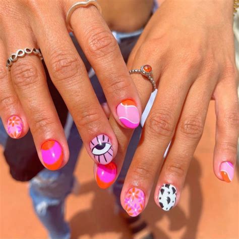 43 Late Summer Nails — Mixed Pink And Orange Fun Nails