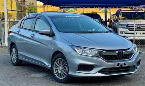 2019 Honda Grace Hybrid | Carland Jamaica