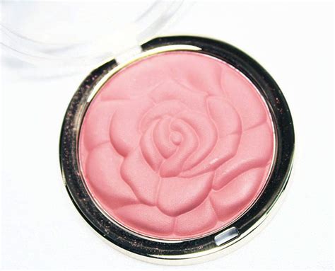 Milani Limited Edition Roses Powder Blush In Romantic Rose