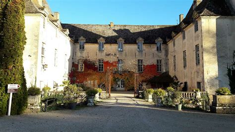 Château de Savigny les Beaune Bourgogne Tourisme