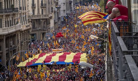 Diada De Catalunya El Independentismo Vuelve A Las Calles Izquierda Web