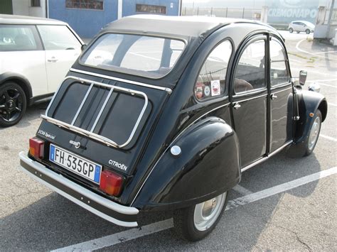 Vendo Citroen 2 Cv 6 Special