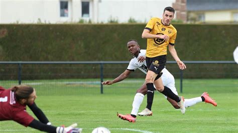 Foot Amateur Régional 1 Un Penalty Délivre Pontivy Face à Loudéac