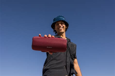 Blueant S X3i Brings Big Bass Back To The Portable Speaker Space — Watterson North Sydney