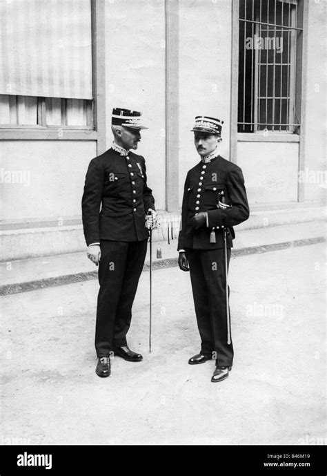 French Police Uniform Hi Res Stock Photography And Images Alamy