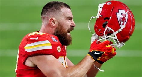 Nfl Fans Accuse Travis Kelce Of Receiving Special Treatment