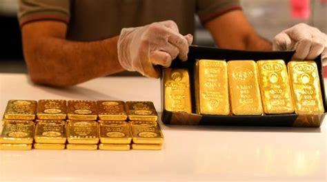 Price Of Gold Jumps By Rs Per Tola In Pakistan