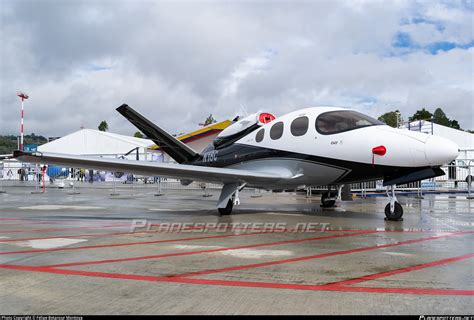 N C Private Cirrus Vision Sf G Arrivee Photo By Felipe Betancur