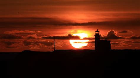 Lighthouse Sunset Wallpapers | HD Wallpapers | ID #13210