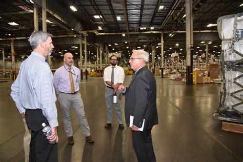 Dla’s Chief Financial Officer Visits Dla Distribution Tours Eastern Distribution Center