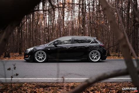 Bagged Opel Astra J Side