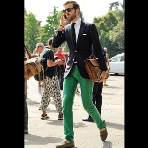 Best Mens Green Pants Outfits