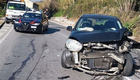 Ultimora Isola Del Liri Pauroso Incidente Su Via Nazionale Tre