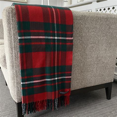 Macgregor Red Lambswool Throw Stevens Graham