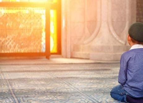 hakikat zikir bentuk  tingkatannya markaz inayah