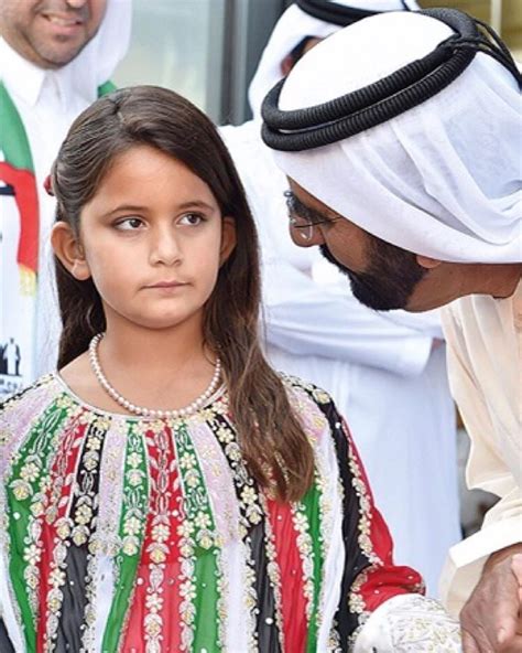 Al Jalila Bint Mohammed Bin Rashid Al Maktoum Con Su Padre Mohammed Bin Rashid Bin Saeed Al