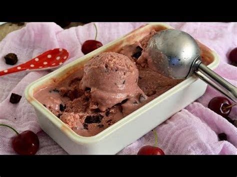 Helado De Cerezas Y Chocolate Casero F Cil Y Delicioso Youtube