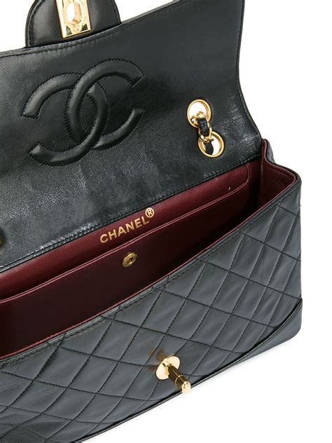 Chanel Pre Owned Quilted Chain Shoulder Bag Farfetch