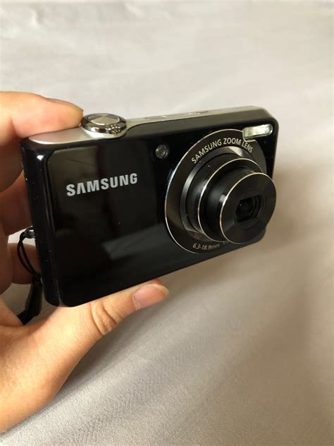 Samsung Digital Camera Dual Screen