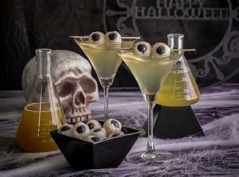 Cocktail Pour Halloween Essayez Ces 4 Recettes Exquises Avec Ou Sans