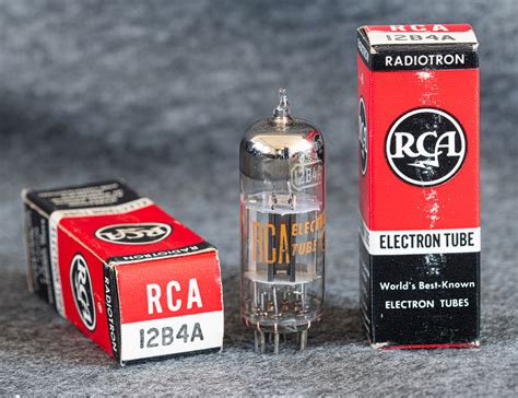 VinylSavor: Tube of the Month : The 12B4A