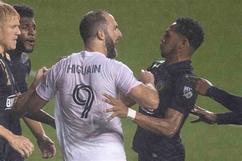 Higuain L Esordio Da Incubo All Inter Miami Nella Mls Video