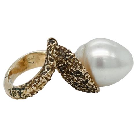 Vintage Brutalist Grey Baroque Pearl Diamond And Karat Gold Ring