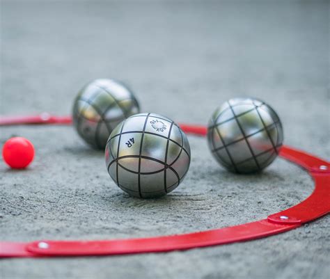 Comment choisir les stries de ses boules de pétanque