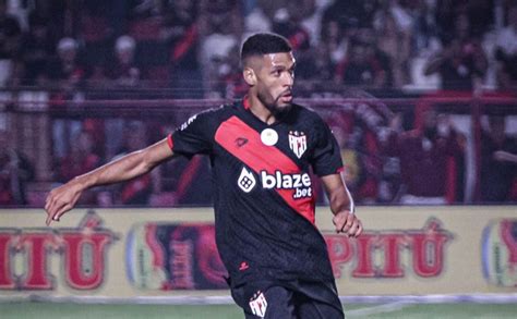 Rhaldney valoriza pré temporada do Atlético GO e afirma que time cresce