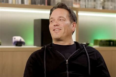 3DJuegos On Twitter Te Fijaste En La Camiseta De Phil Spencer El