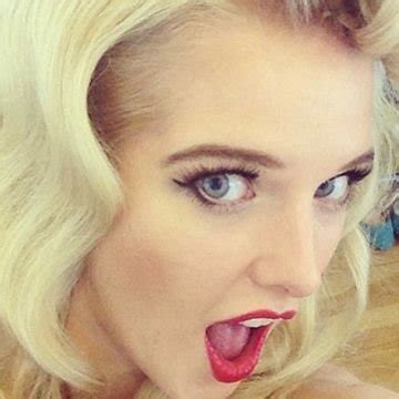 Celebrity2019 On Twitter Fuck Me That S Hot I D Be In Seconds