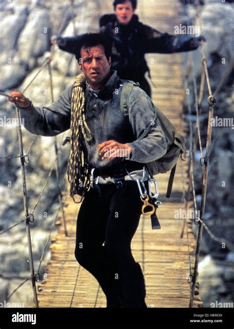 Cliffhanger movie hi-res stock photography and images - Alamy