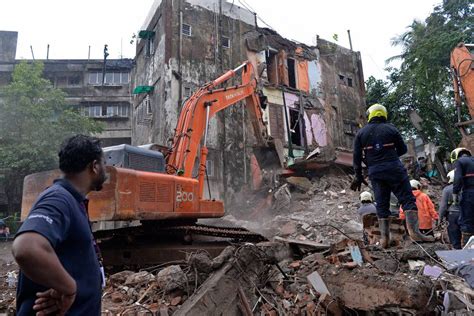 19 Personas Pierden La Vida Tras Derrumbe De Edificio En La India