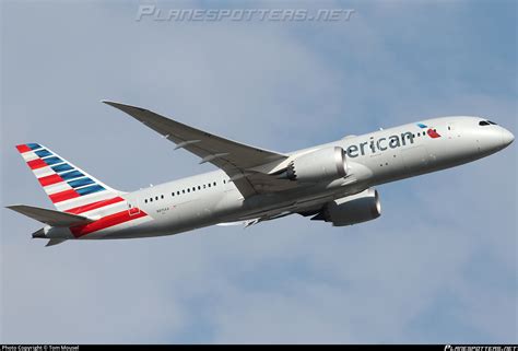 N Aa American Airlines Boeing Dreamliner Photo By Tom Mousel